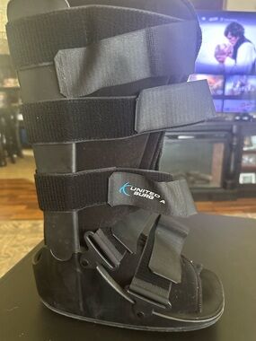 Black Walking Boot – Supportive Medical Ankle Brace